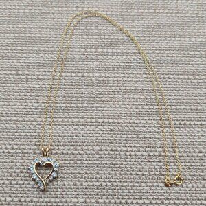 18 Inch Sterling Silver Blue Topaz And Diamond Chip Heart Necklace A5599